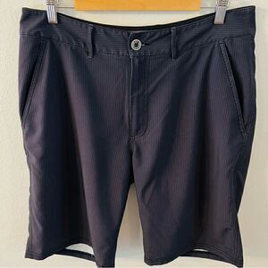 BKE Hybrid Standard Fit Stretch Lightweight Chino Black Short Men Size 33